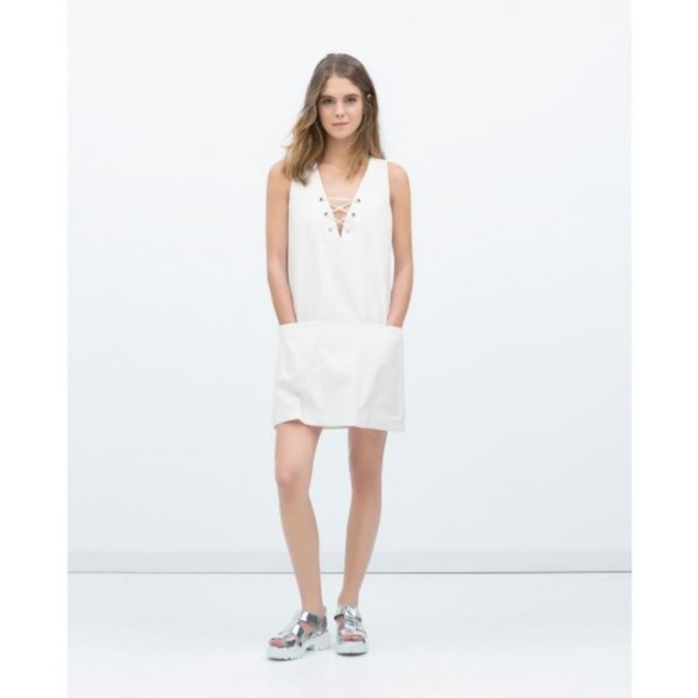 NWOT Zara White Lace-up V-Neck Shift Dress XS